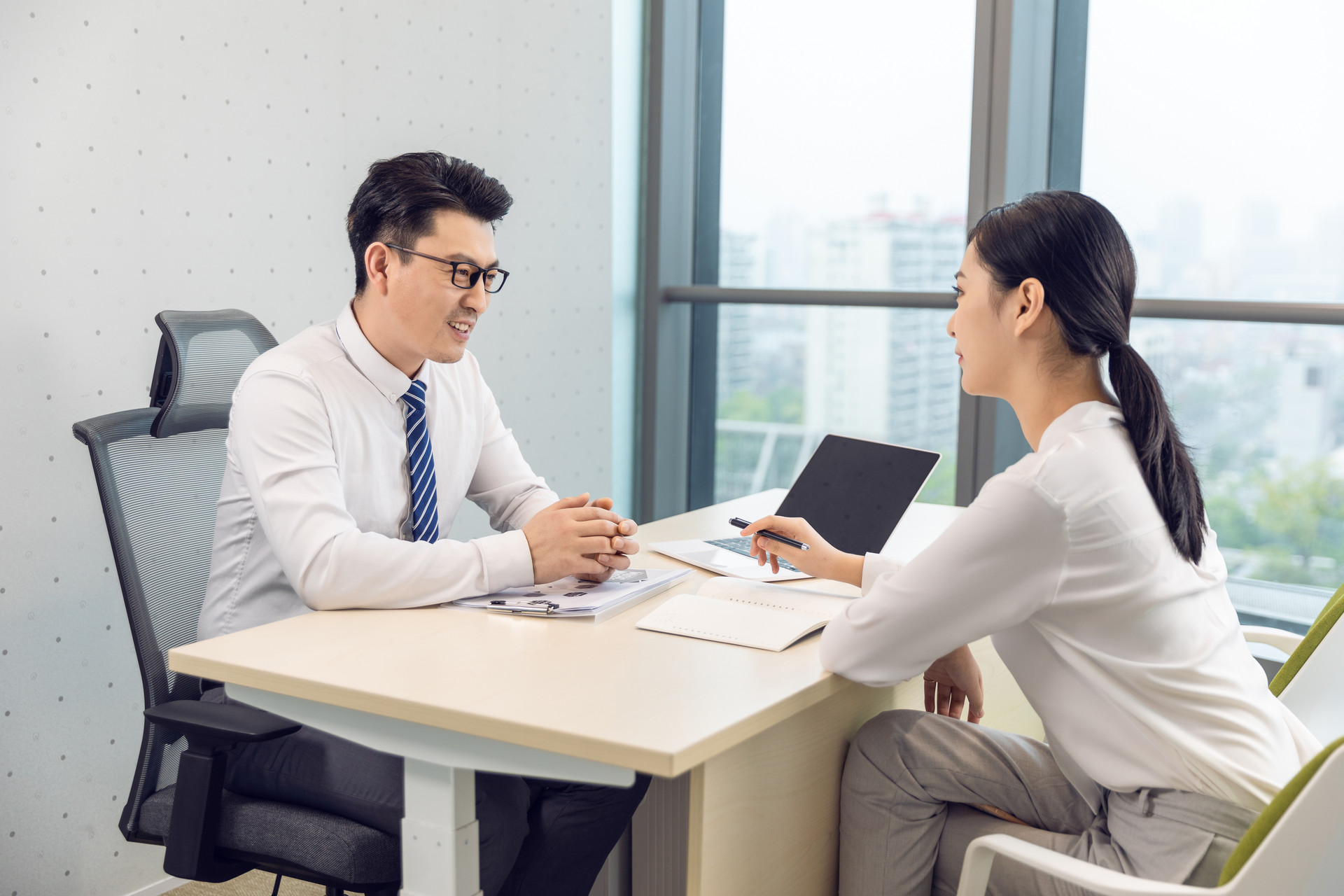 做销售为什么像追女孩子一样